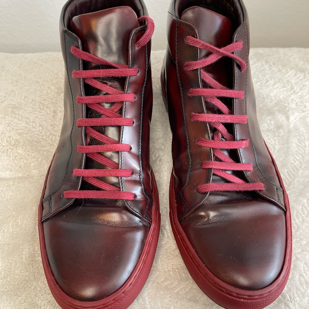 Unisex‎ Burgundy Haxby High-Top Sneakers Women size 9, Men size 7.5